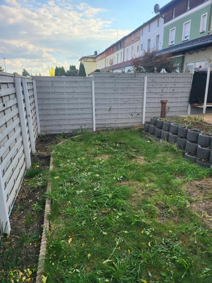 Modernes Behagliches Haus Mit Kamin, Terrasse Und Garten Magdeburg Eksteriør billede