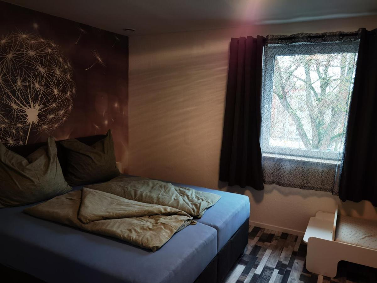 Modernes Behagliches Haus Mit Kamin, Terrasse Und Garten Magdeburg Eksteriør billede